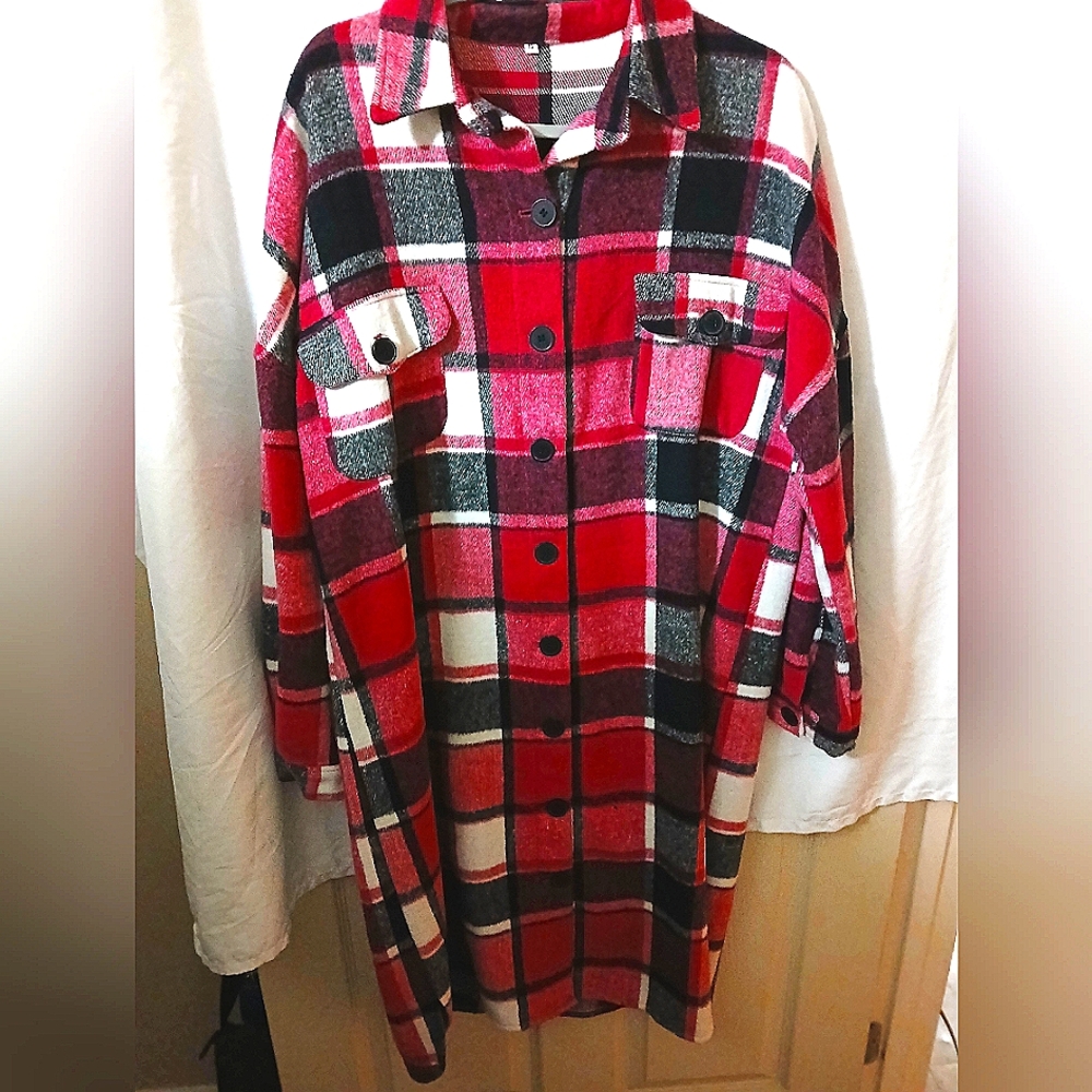 Plaid Button-Up Shirt in Pink and Black